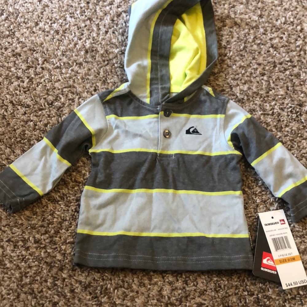 Long sleeve, hooded shirt